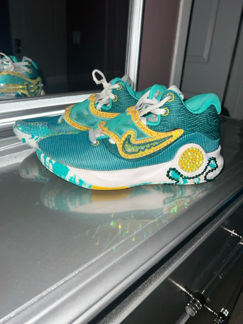 Nikes KD Trey 5 X Clear Jade Sulphur